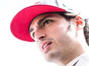 Sainz Debut Dalam Tes Ferrari
