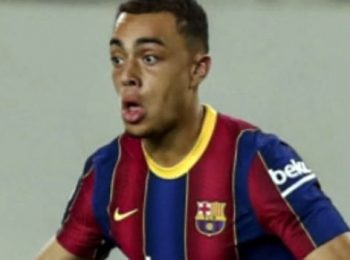 Sergino Dest kembali ke latihan Barcelona jelang pertandingan Granada