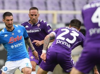 Napoli kembali ke puncak klasemen Serie A dengan kemenangan atas Monza