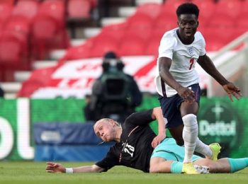 Bukayo Saka mencetak gol dalam kemenangan persahabatan Inggris atas Austria