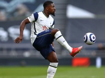 Villarreal menyelesaikan penandatanganan Serge Aurier